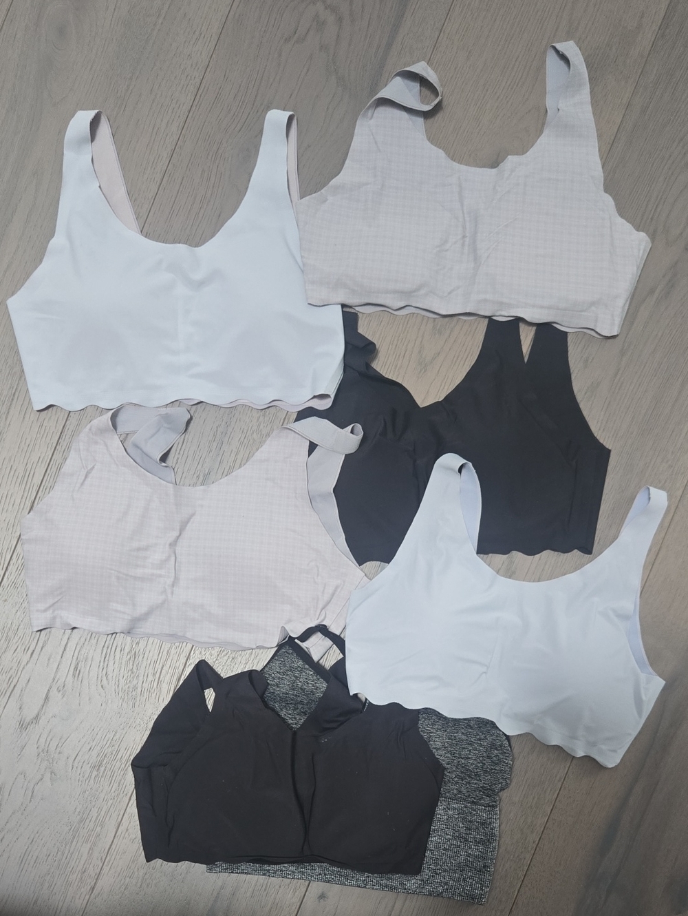 Uniqlo Girls AIRism First Bra